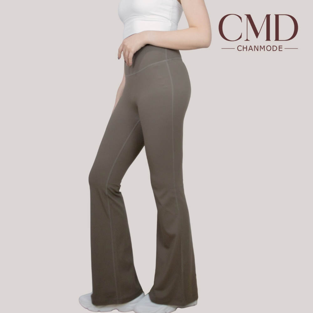 CK41037絲柔感高腰顯瘦微喇叭褲 (高腰/修飾小腿/百搭)